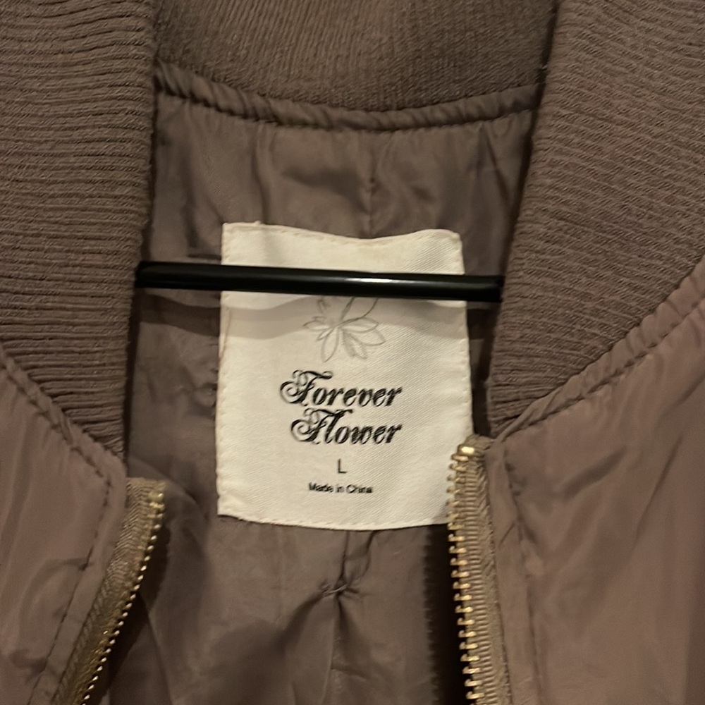 Light Jacket - Picture 6 of 9